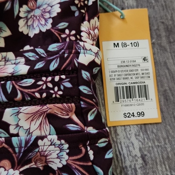 Floral Tankini Swim Top, V Neck, Adjustable Straps, Swimsuit Top‎ - Picture 6 of 9